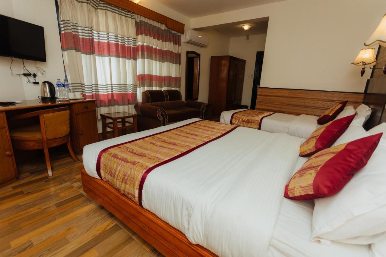 Hotel Tulsi Ποκάρα Εξωτερικό φωτογραφία