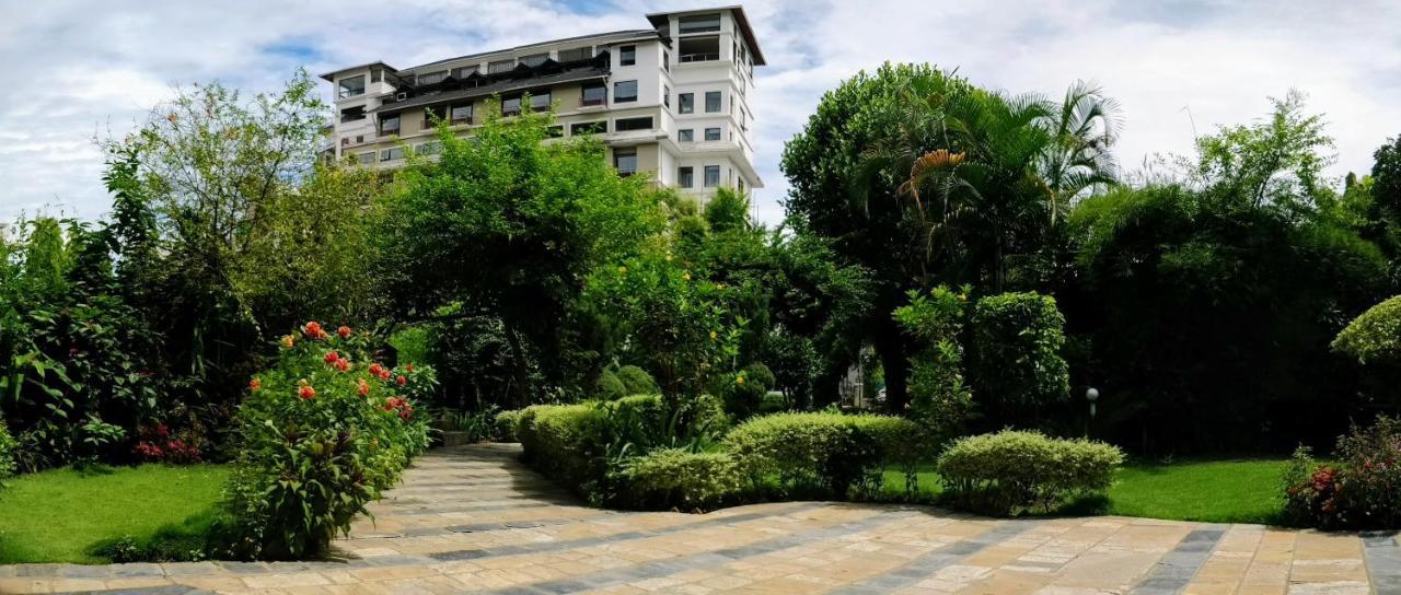 Hotel Tulsi Ποκάρα Εξωτερικό φωτογραφία